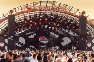 one, villa, ibiza, huis, house, finca, rental, clubbing, party, opening, closing, agenda, Ushuaia, Space, Pacha, Privilege, tickets, VIP, music, dance, DJ,