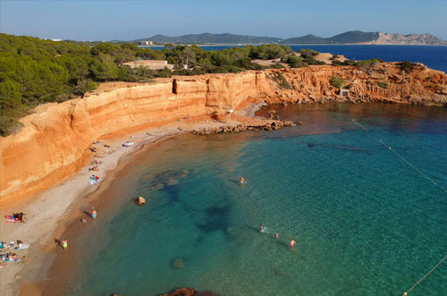 bezienswaardigheid Ibiza Sa Caleta